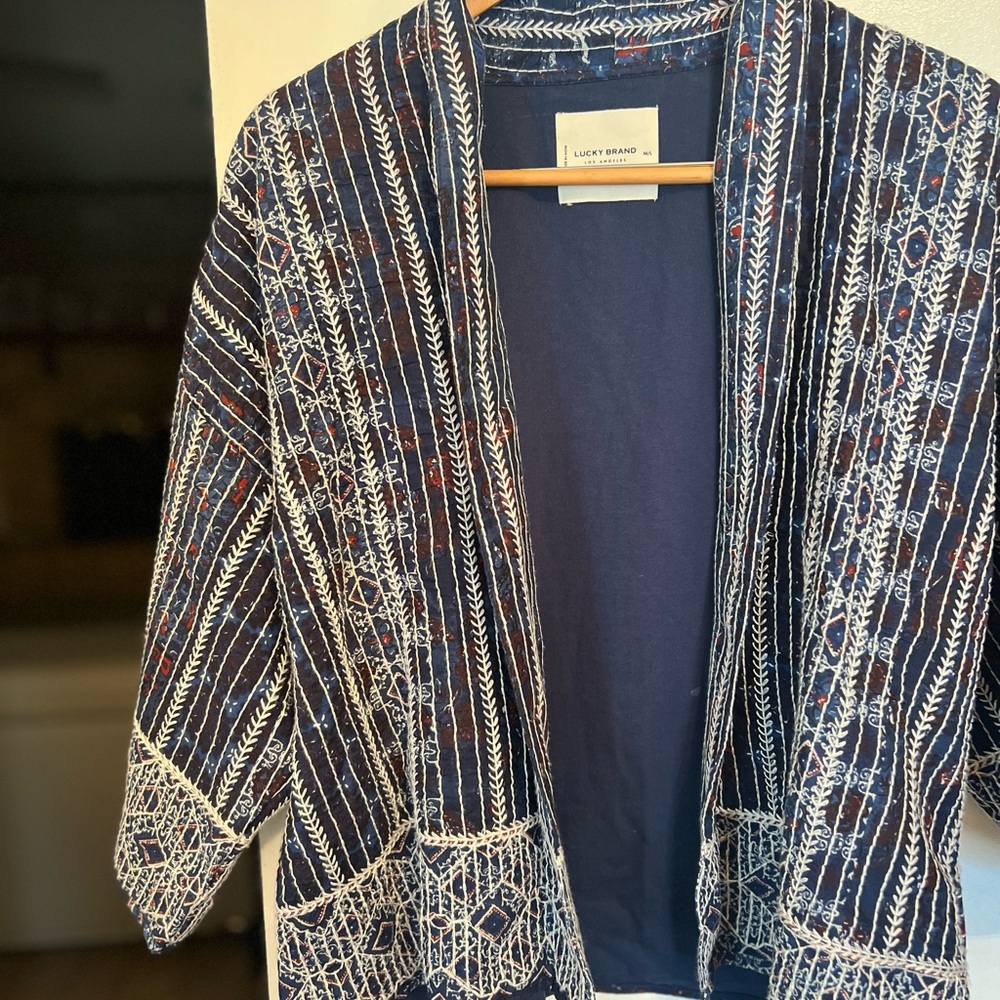 Lucky Brand Blue and White Patterned Kimono